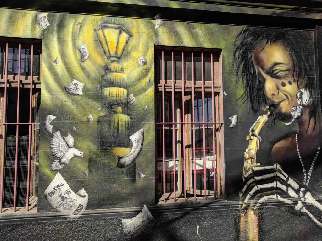 street art jazz valparaiso chili