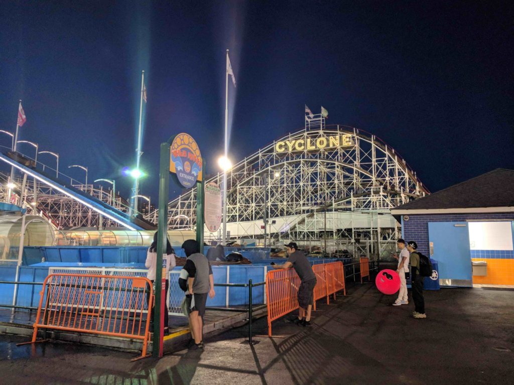le fameux cyclone coney island