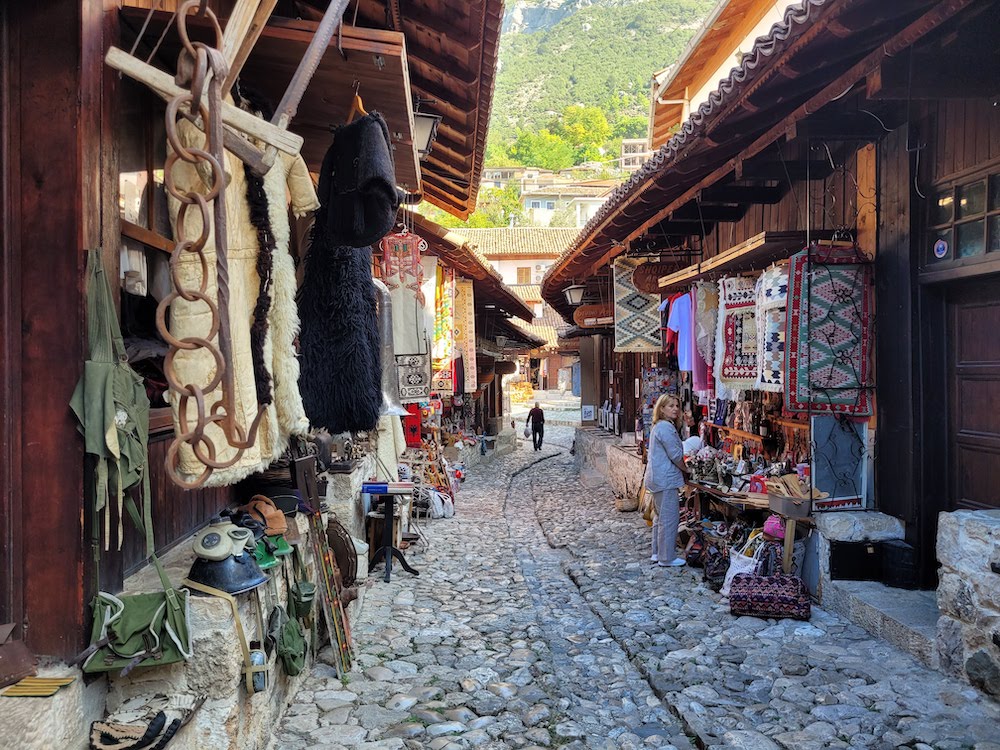 bazar kruje albanie de jour