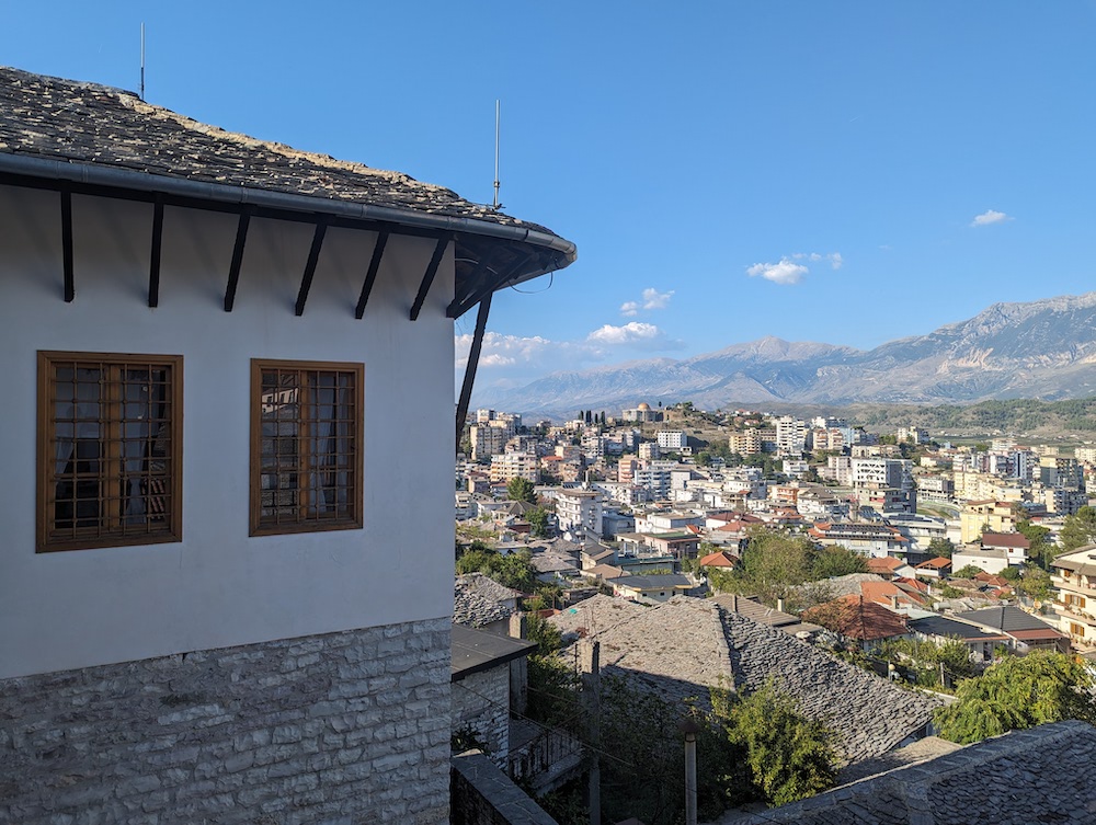 extérieur musée maison ismail kadare