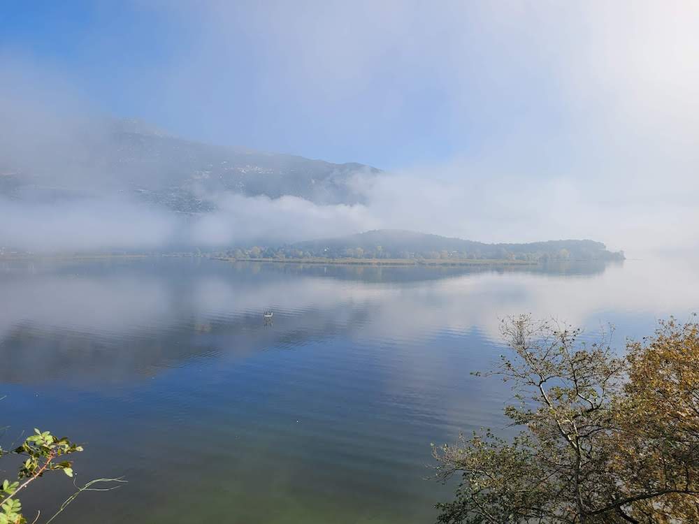 brume sur lac ioannina