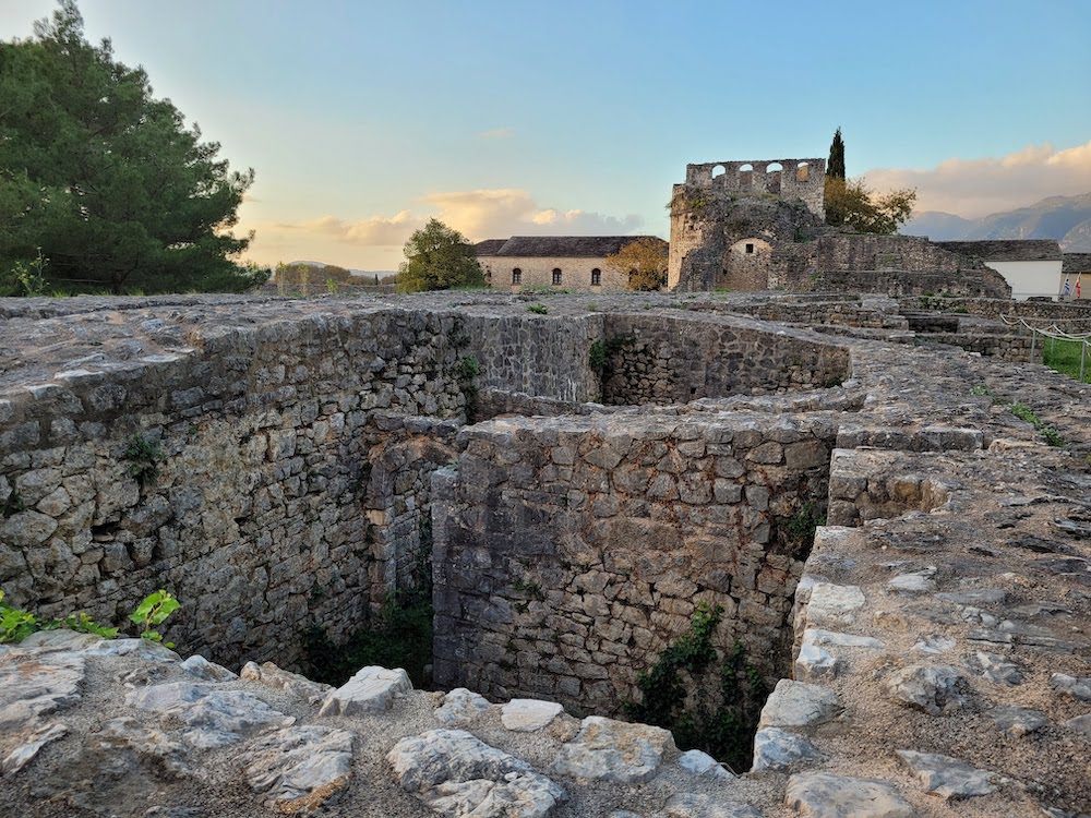 ruines du palais d'ali pacha ioannina