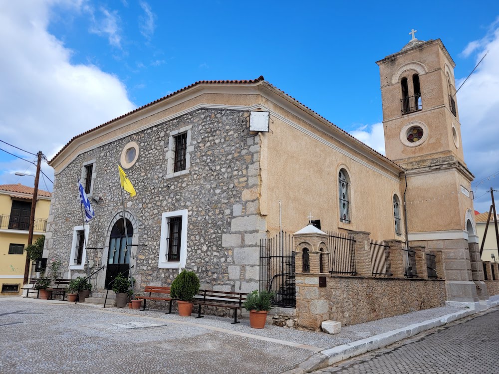 église saint Paraskeyi galaxidi