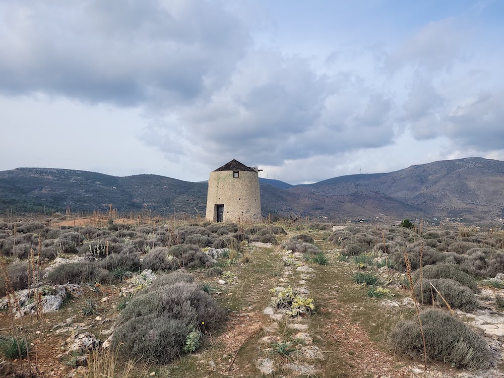 vieux moulin à vent galaxidi