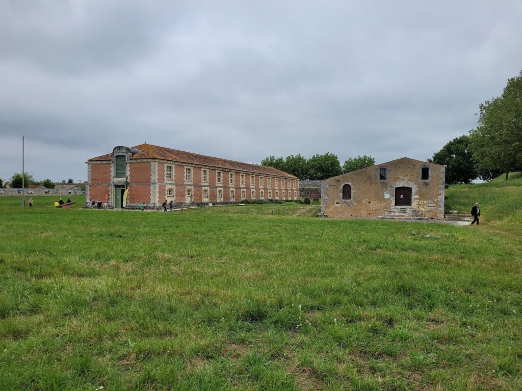 halle aux vivres et tonnelerie brouage