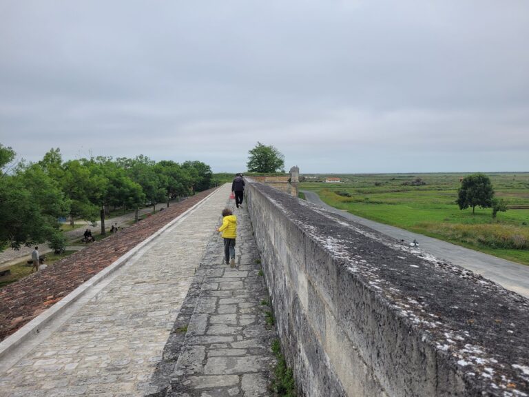 visiter brouage en famille remparts