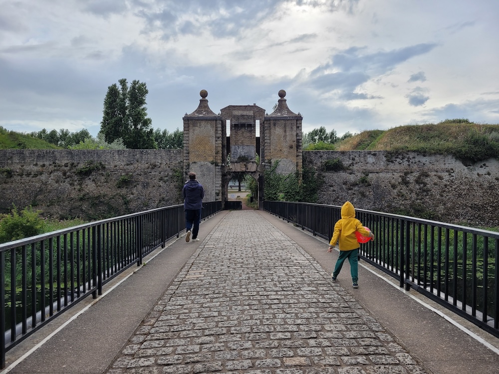 entrée de la citadelle de calais