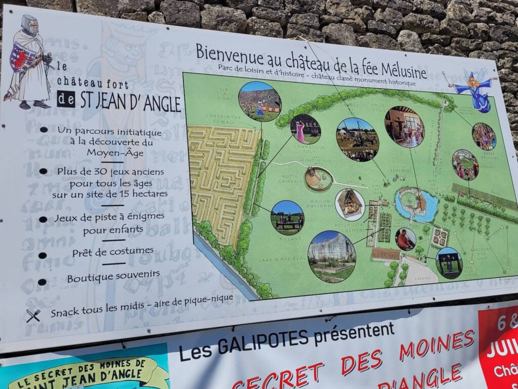 plan chateau de melusine